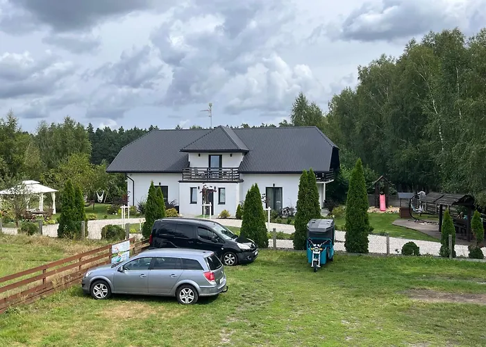 Lesne Zacisze Sochy